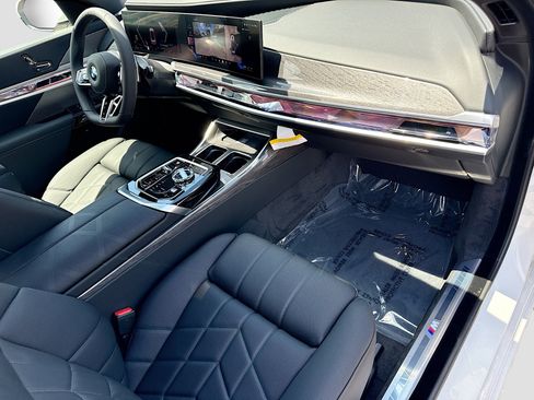 New 2026 BMW 760i xDrive w/ Executive Package AWD/4WD image 14