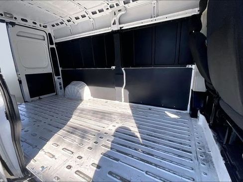 Used 2022 RAM ProMaster 2500 image 25