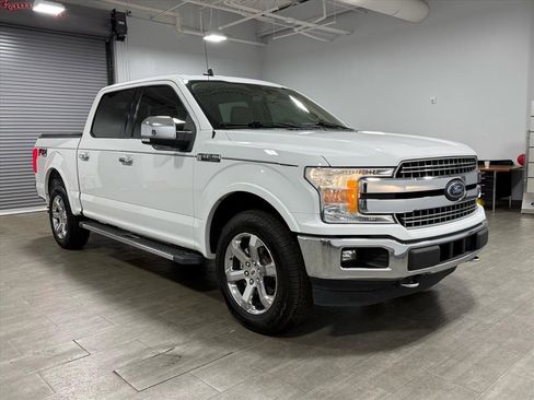 Used 2019 Ford F150 Lariat image 2