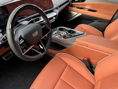 New 2026 Cadillac Optiq Sport 2 image 10