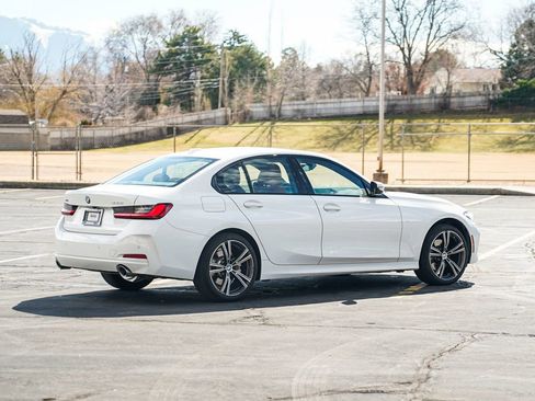Used 2023 BMW 330i xDrive Sedan w/ Driving Assistance Package image 5