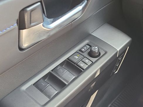 Used 2024 Toyota Tundra Platinum AWD/4WD image 19