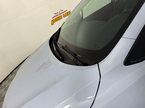 New 2025 Nissan Versa SV w/ Trunk Package image 12