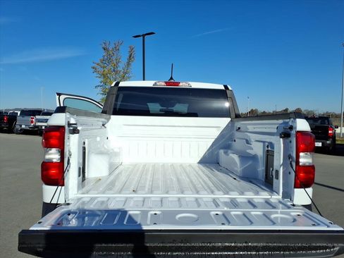 New 2025 Ford Maverick XL image 14