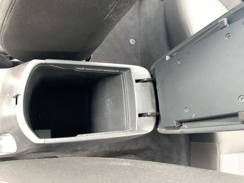 Used 2017 Kia Forte LX FWD image 24