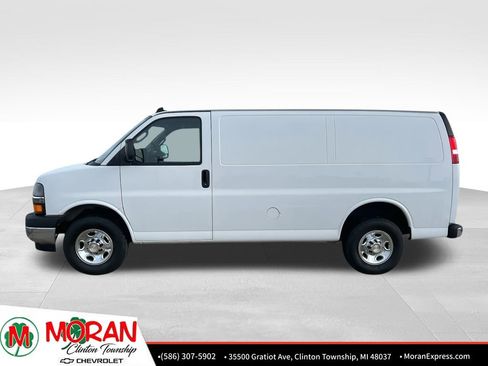 Certified 2024 Chevrolet Express 2500 w/ Driver Convenience Package image 3