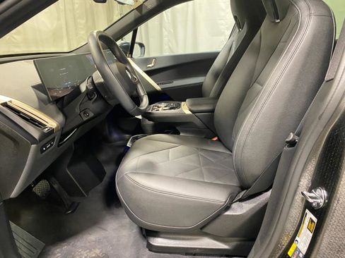 Used 2026 BMW iX xDrive45 image 14