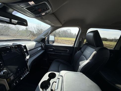 Used 2024 RAM 2500 Laramie image 15