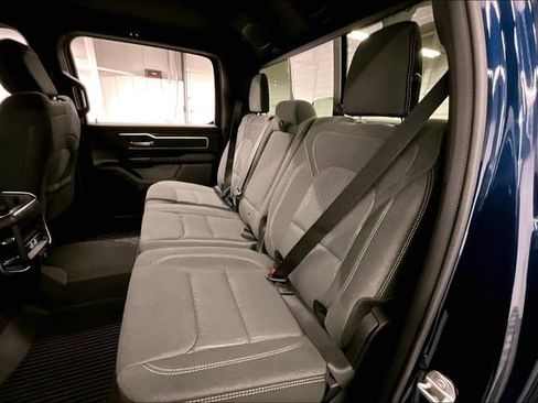 Used 2022 RAM 1500 Big Horn AWD/4WD image 24