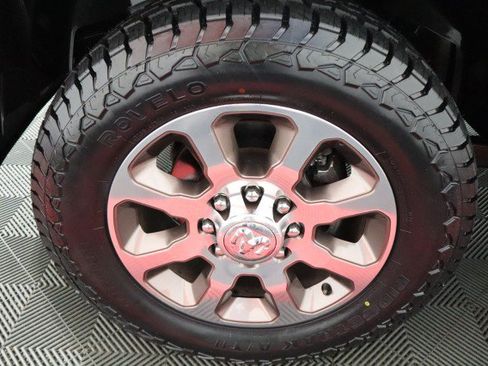 Used 2022 RAM 3500 Limited AWD/4WD image 86