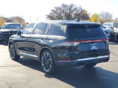 New 2025 Lincoln Aviator Reserve w/ Equipment Group 201A image 3