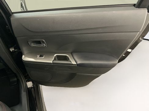 Used 2024 Mitsubishi Outlander Sport AWD image 30