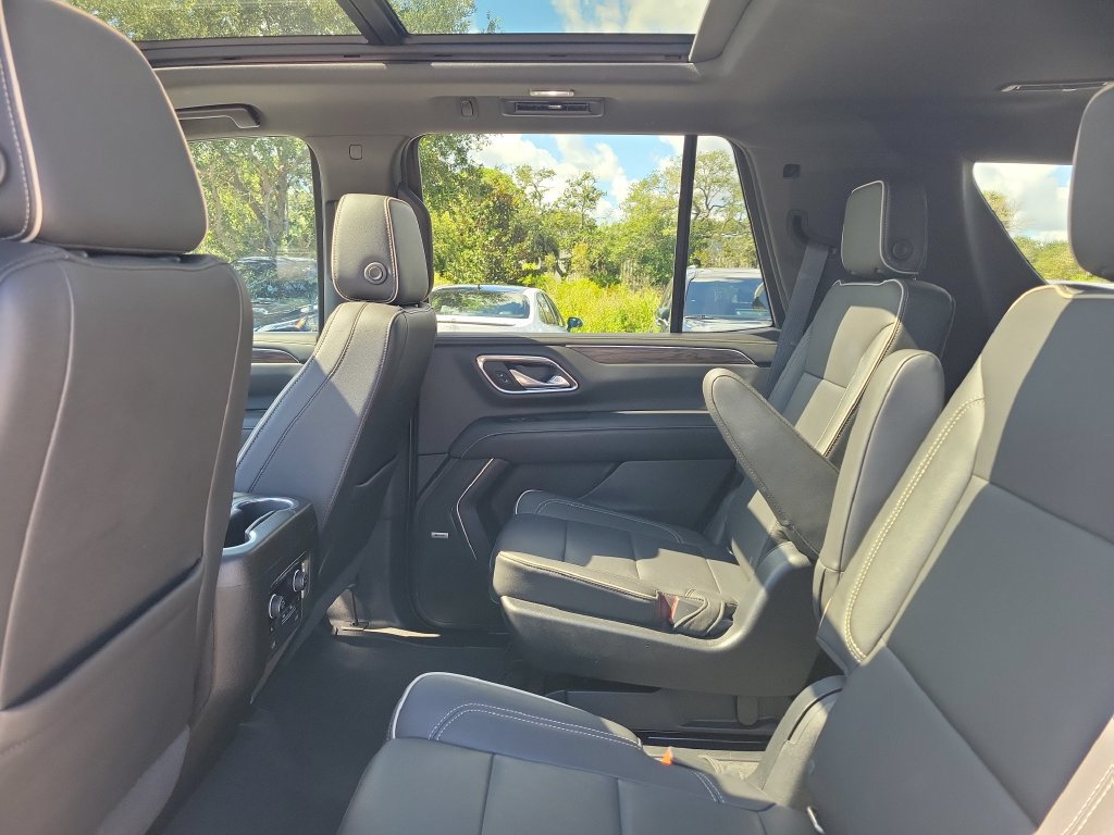 Used 2021 Chevrolet Tahoe Premier AWD/4WD image 24