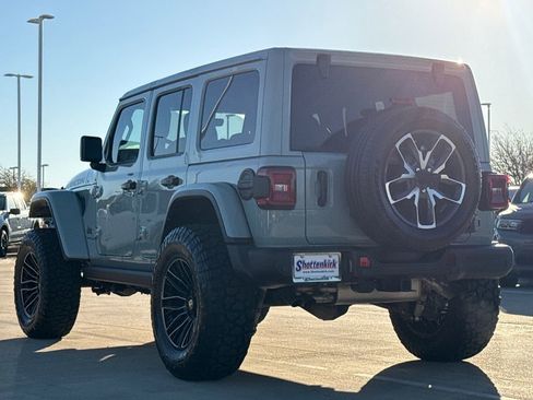 Used 2024 Jeep Wrangler Unlimited Rubicon 392 image 7