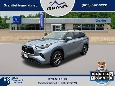 Used 2023 Toyota Highlander XLE image 1