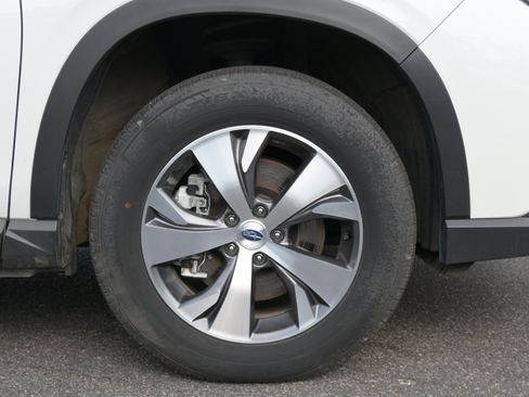 Certified 2025 Subaru Ascent Premium AWD/4WD image 13