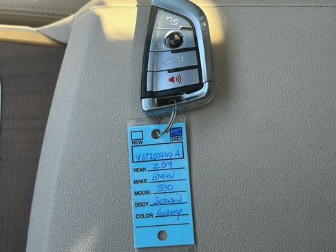 Used 2019 BMW 330i xDrive Sedan w/ Premium Package image 37