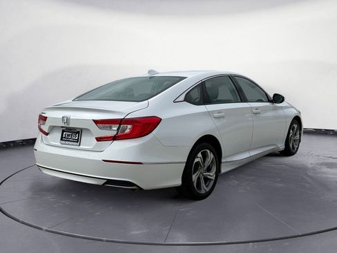 Used 2019 Honda Accord EX image 5