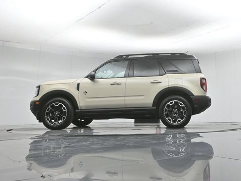 Used 2025 Ford Bronco Sport Outer Banks w/ Outer Banks Tech Package+ AWD/4WD image 54