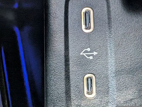 Used 2026 Mercedes-Benz GLC 300 image 25