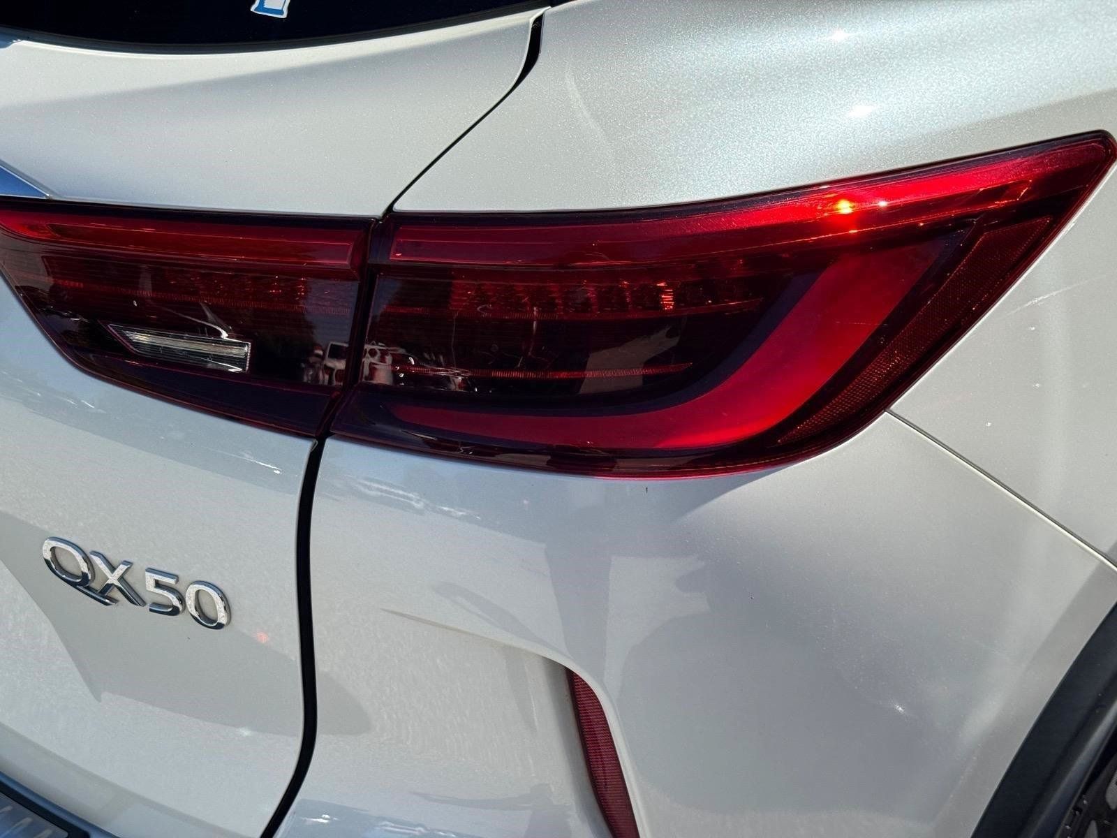 Used 2021 INFINITI QX50 Sensory w/ Accent Package FWD image 17