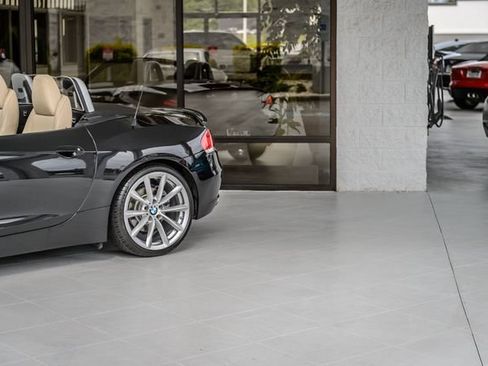 Used 2011 BMW Z4 sDrive35i RWD image 53