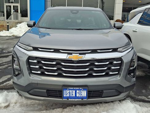 New 2026 Chevrolet Equinox LT w/ Convenience Package II image 2