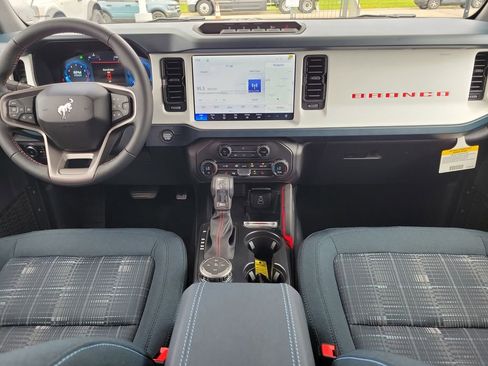 New 2026 Ford Bronco Heritage Edition image 11