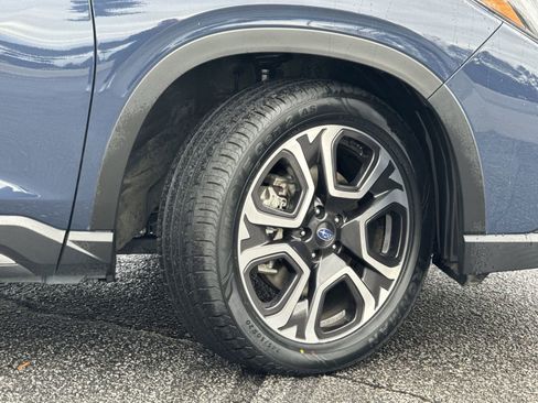 Used 2024 Subaru Ascent Limited w/ Technology Package image 12