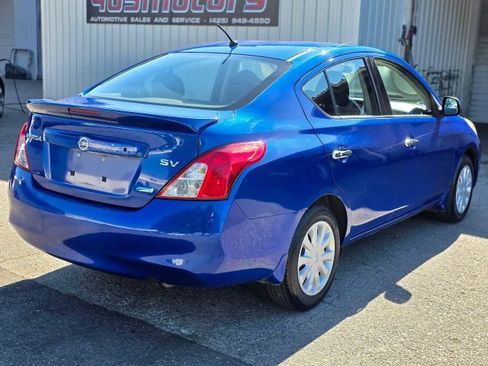 Used 2014 Nissan Versa SV FWD image 7
