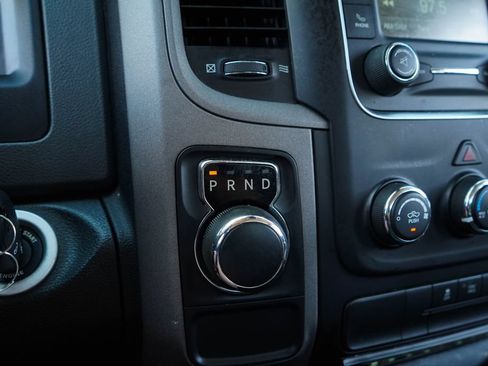 Used 2016 RAM 1500 Express RWD image 33
