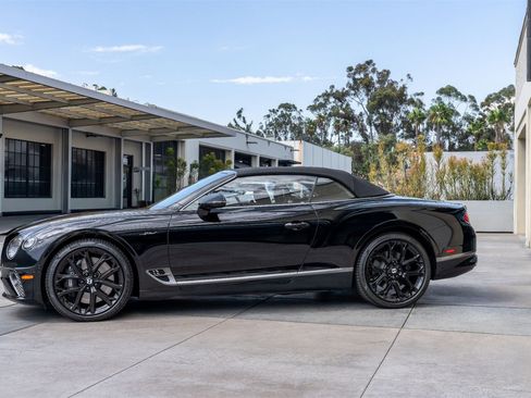 Used 2024 Bentley Continental GT Speed image 2