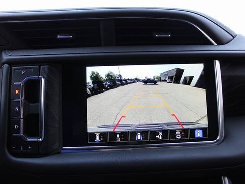 Used 2023 GMC Yukon Denali AWD/4WD image 29