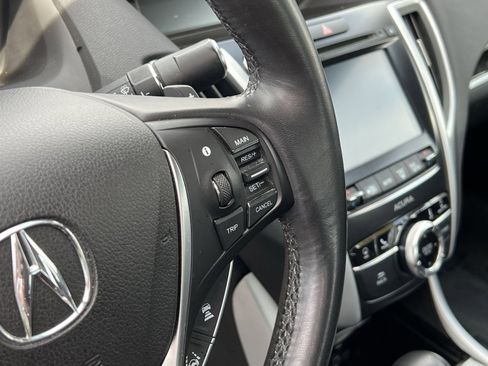 Used 2018 Acura TLX w/ Technology Package image 29