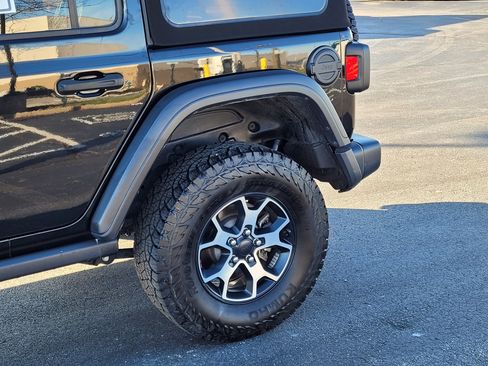 Used 2019 Jeep Wrangler Unlimited Rubicon image 28