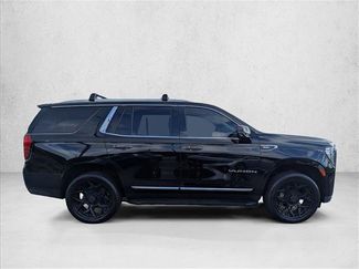 Used 2022 GMC Yukon SLT w/ SLT Premium Package AWD/4WD video 4
