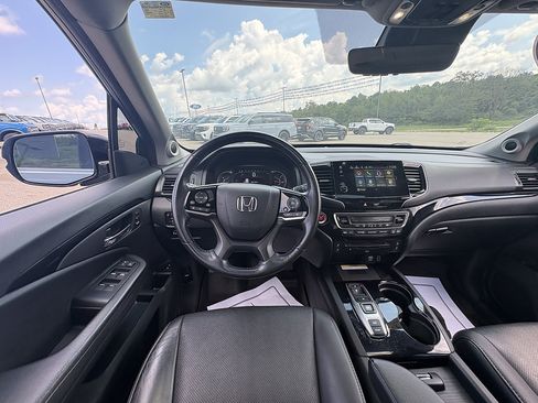 Used 2022 Honda Pilot Elite image 24