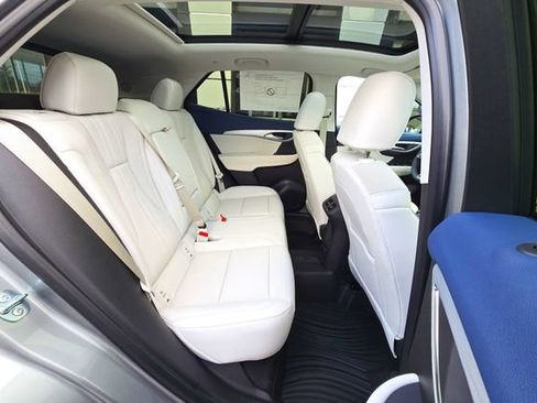 New 2026 Buick Envision Avenir image 19