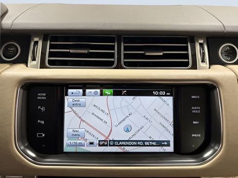 Used 2015 Land Rover Range Rover Supercharged AWD/4WD image 14