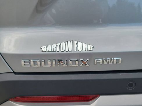 Used 2025 Chevrolet Equinox LT AWD/4WD image 8