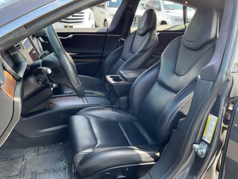 Used 2018 Tesla Model S 75D AWD/4WD image 16