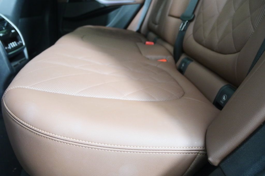 Used 2026 BMW X5 xDrive40i AWD/4WD image 15