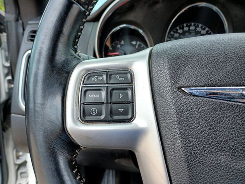 Used 2013 Chrysler 200 S image 15