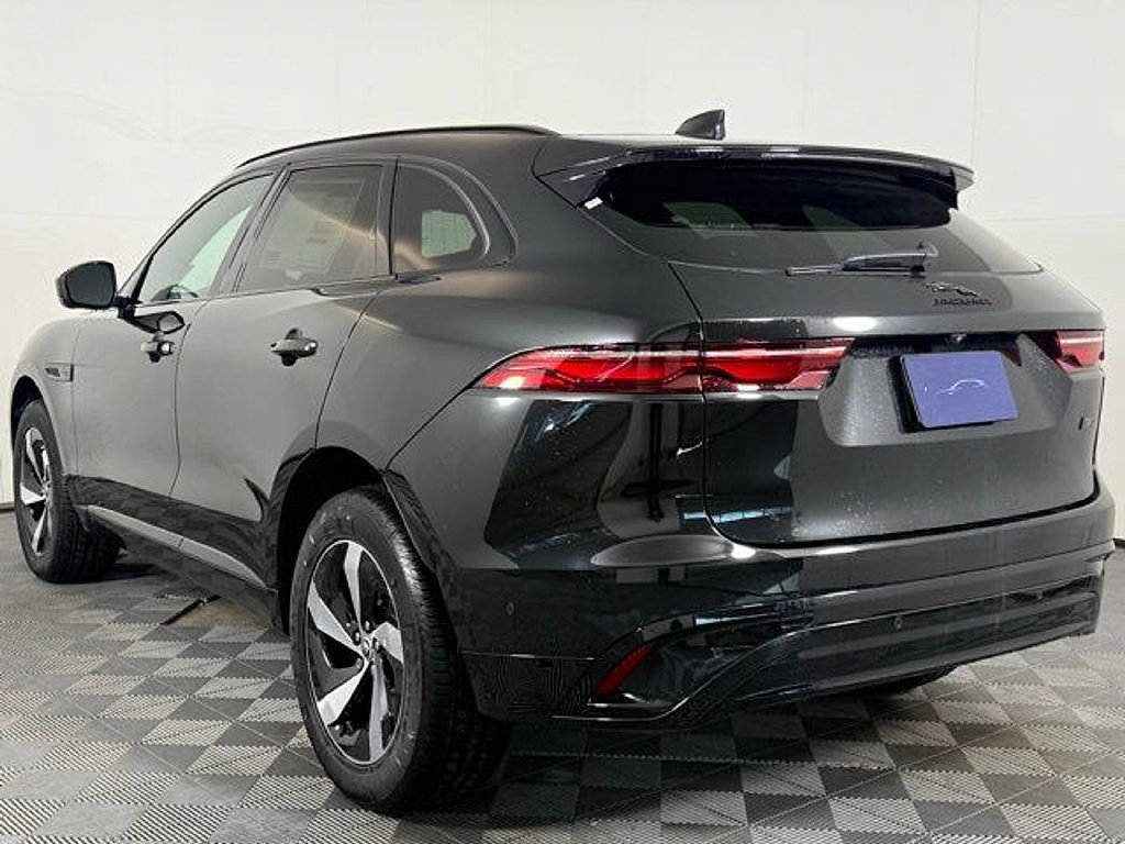 New 2026 Jaguar F-PACE R-Dynamic S AWD/4WD image 4