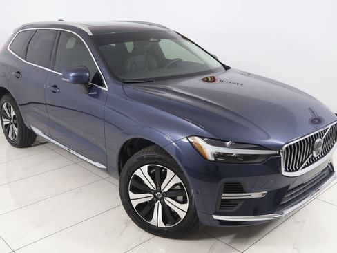 Used 2023 Volvo XC60 T8 Plus AWD/4WD image 18