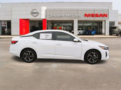 New 2025 Nissan Sentra SV w/ All-Weather Package image 2