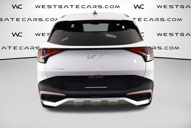 Certified 2025 Kia Sportage EX FWD image 4