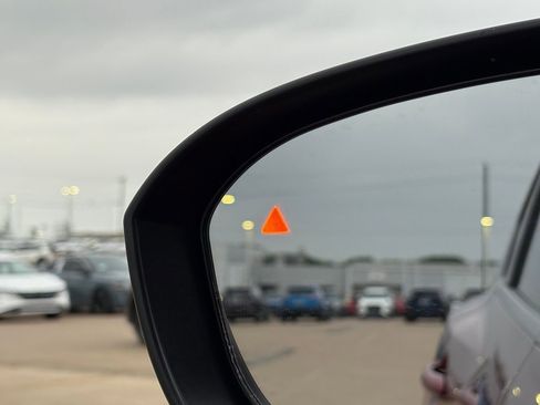 Certified 2024 Nissan Rogue SV FWD image 12