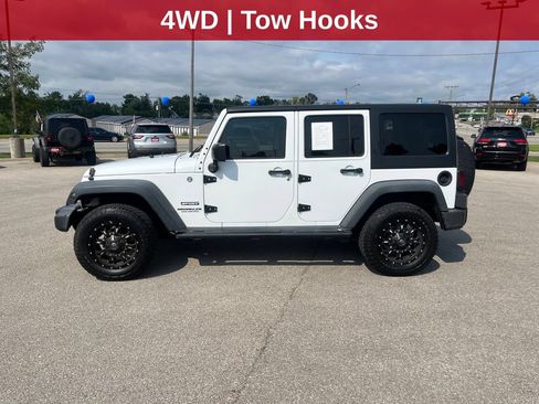 Used 2015 Jeep Wrangler Unlimited Sport w/ Quick Order Package 24S AWD/4WD image 2