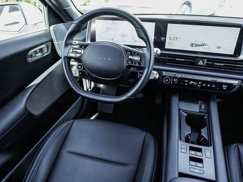 Certified 2025 Hyundai Ioniq 6 SEL RWD image 17